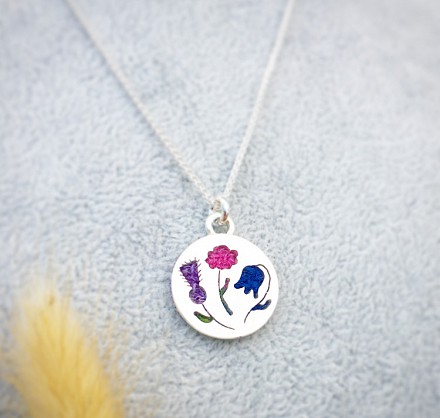 Sterling Silver - 20mm disc - 18inch chain